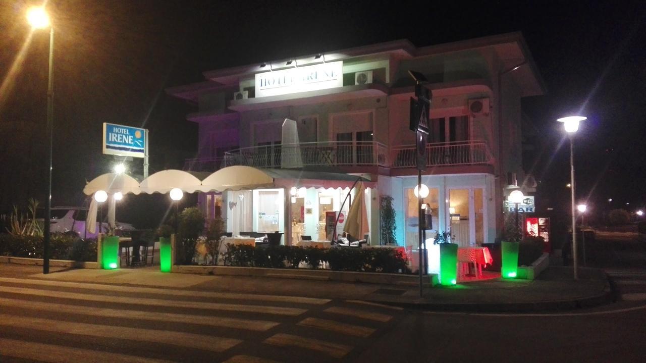 Hotel Irene Lignano Sabbiadoro Esterno foto
